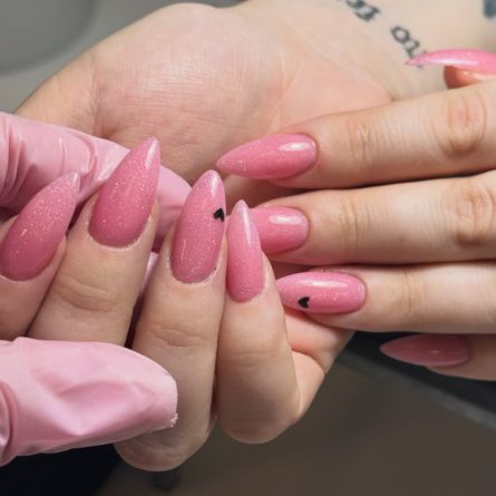 Gela nagu pieaudzēšana + gellakas pārklājums