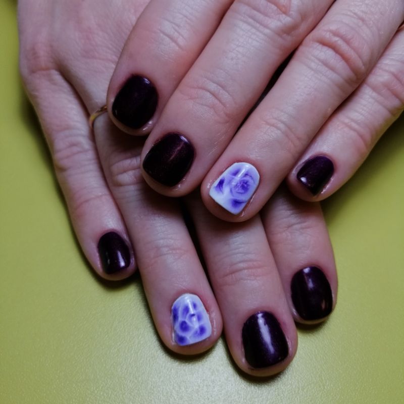 Manikīrs +gēla laka