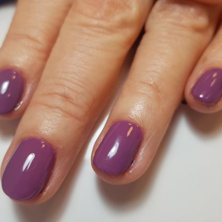 Pirmais klients, pirmais gēllakas pārklājums.