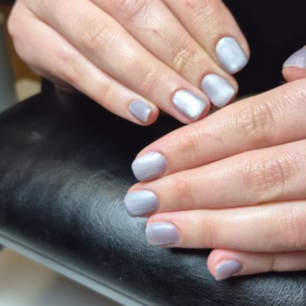Manikīrs ar gellakas pārklājumu + NAILS Magnetic dizaina pārklājums