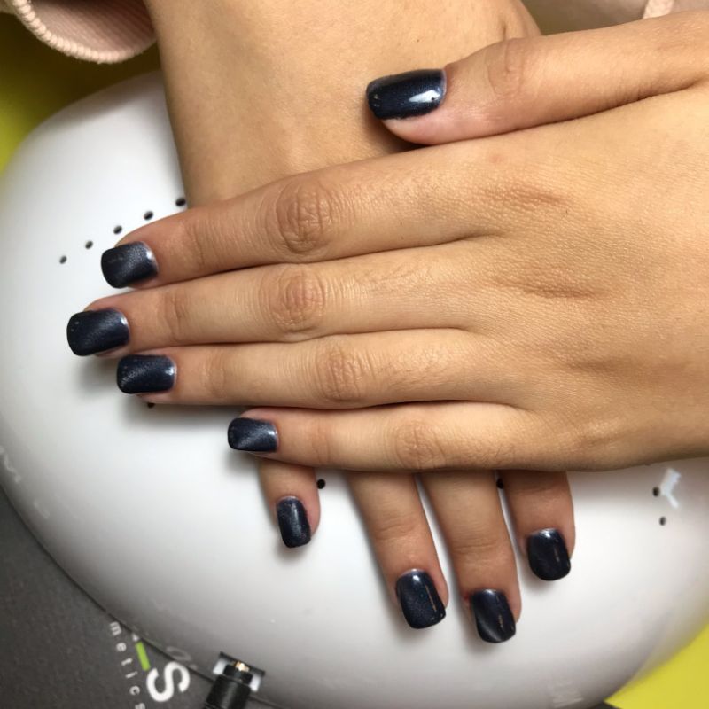 Маникюр с покрытием гель-лак NAI_S Magnetic