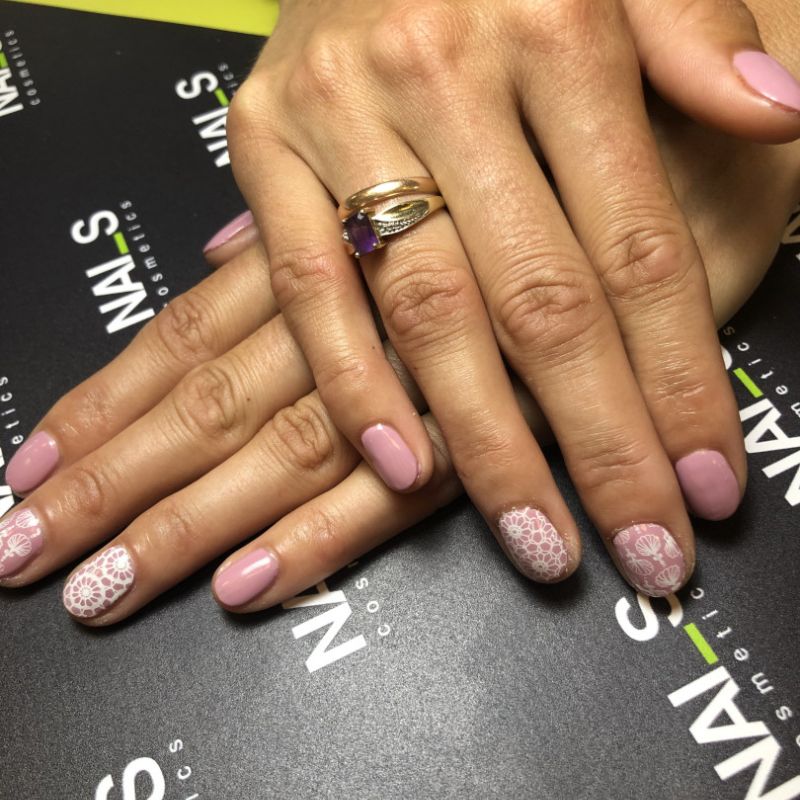 Sausais manikīrs+gēllaka